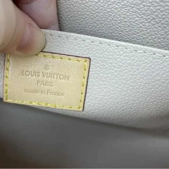 Louis Vuitton Pink Epi Leather Clutch / Toiletry Pouch